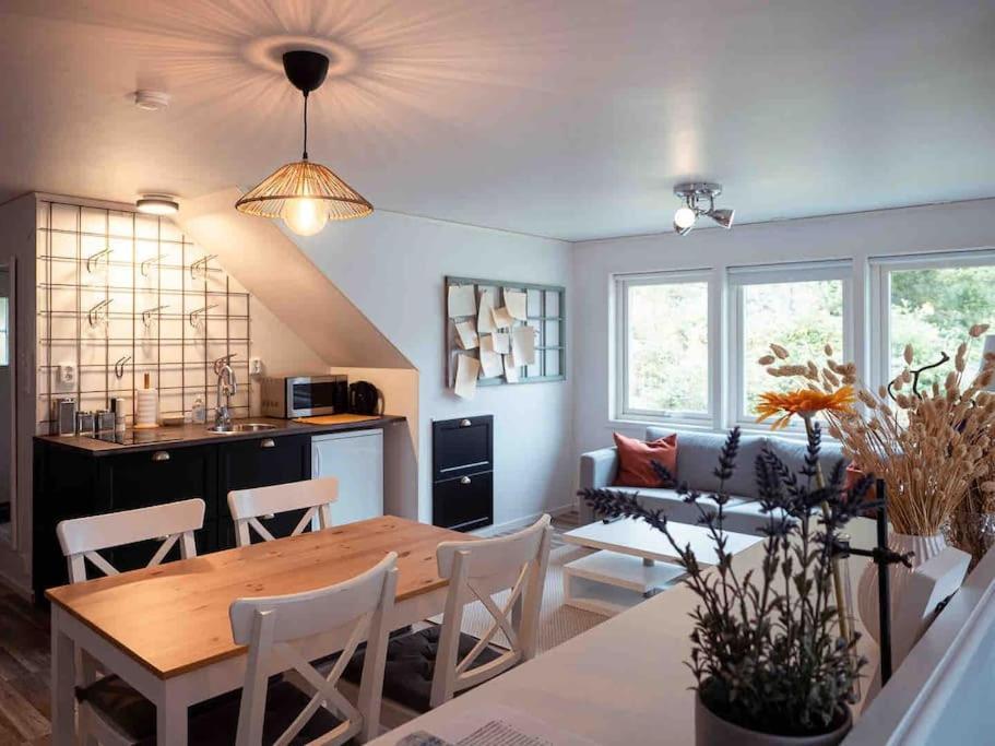 A Lovely Bright Apartment With It'S Own Entrance Kungsbacka Exteriér fotografie